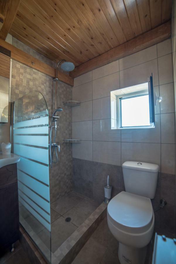 Апартаменти Menecrates Rustic - San Matteo Agios Matthaios  Екстер'єр фото
